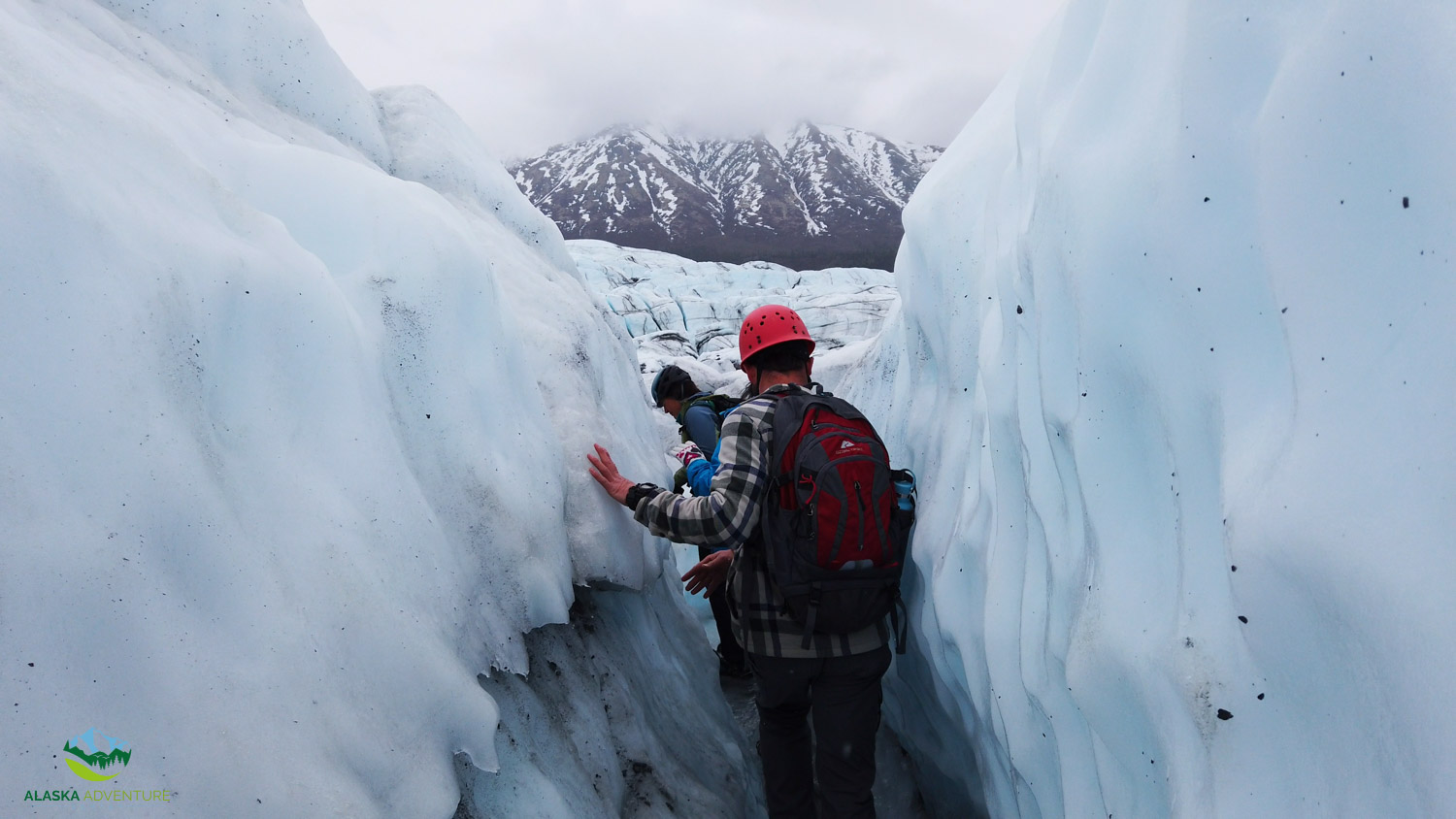 Trekking Matanuska Glacier