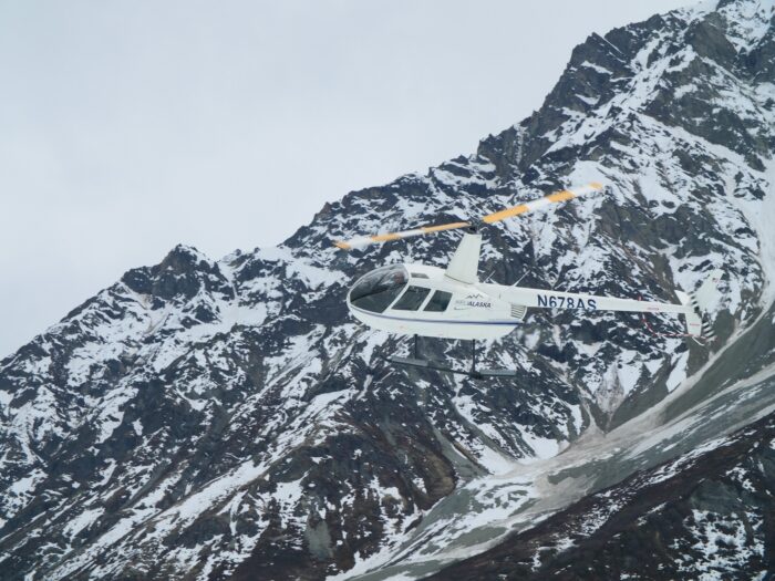 scenic helicopter flights out of Matanuska Valley